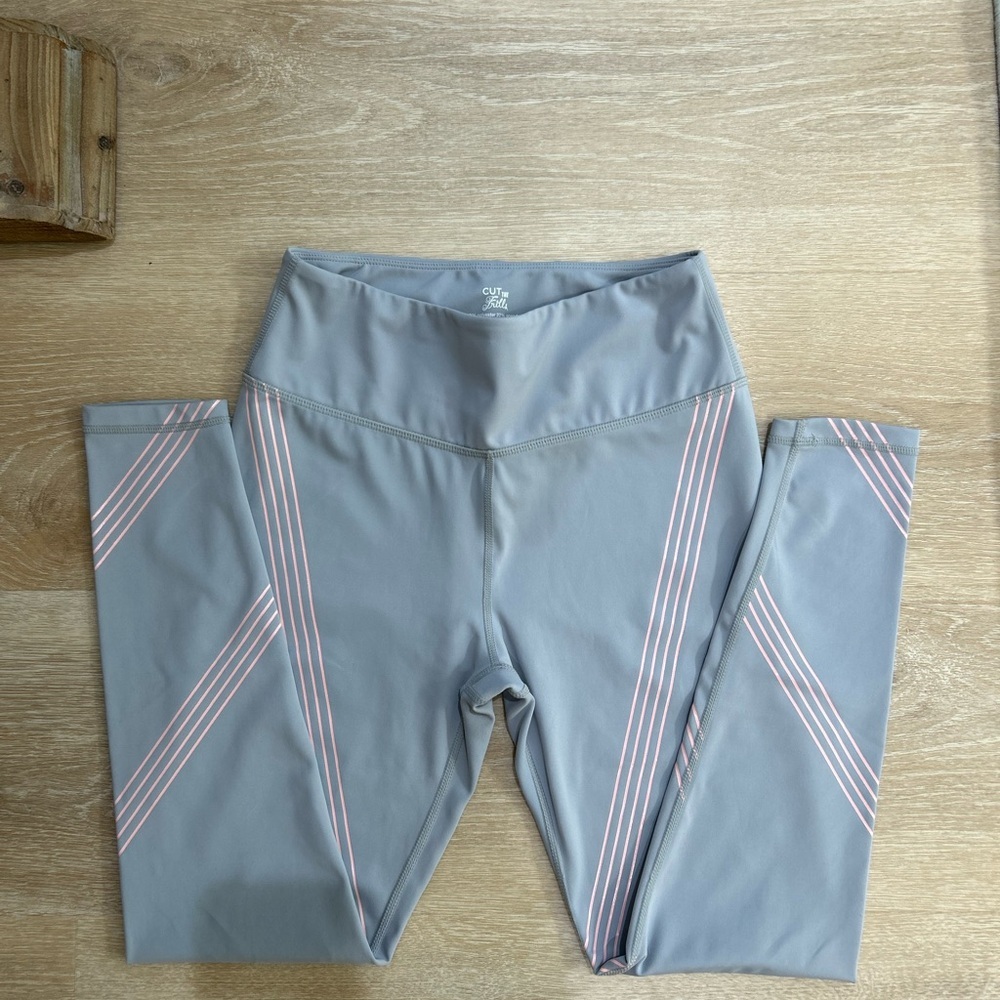 Cut THE Frills Gray and Pink Leggings Size Small polyester/spandex Activwear - Picture 2 of 4